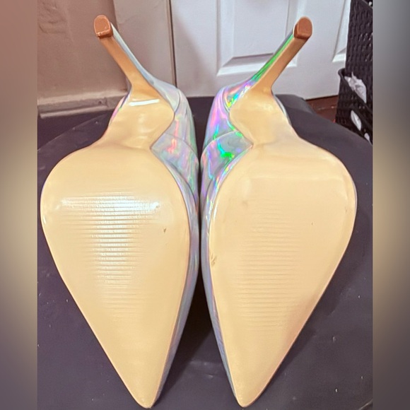 Cape Robbin Silver Stiletto Heels with Iridescent Finish - Picture 4 of 4